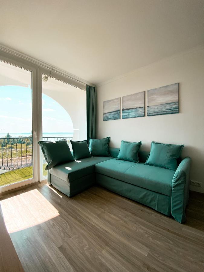 Marine Apartman By Bltn Шиофок Экстерьер фото